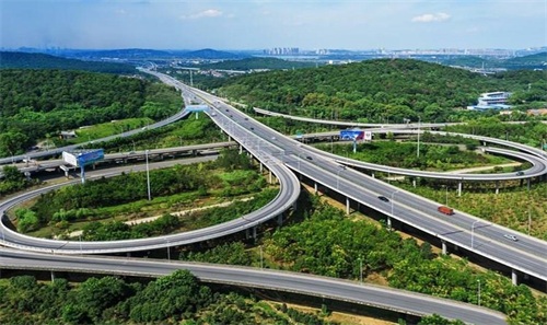 朝阳钢筋套筒应用于高速公路